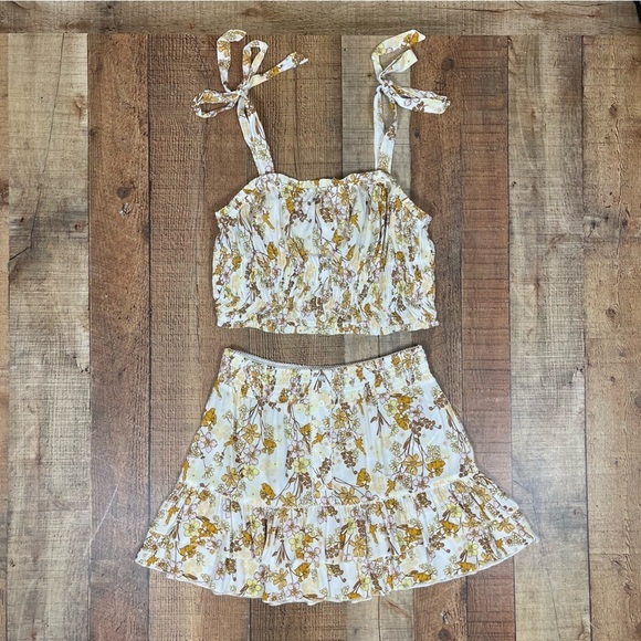NEW Forever 21 Large Floral Boho Ruffle Crop Tank Skirt Matching Set Outfit - Picture 1 of 11
